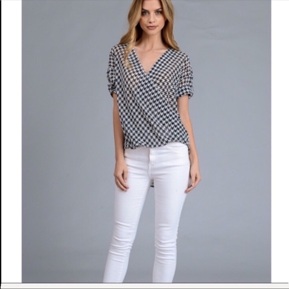 Houndstooth Criss Cross Top